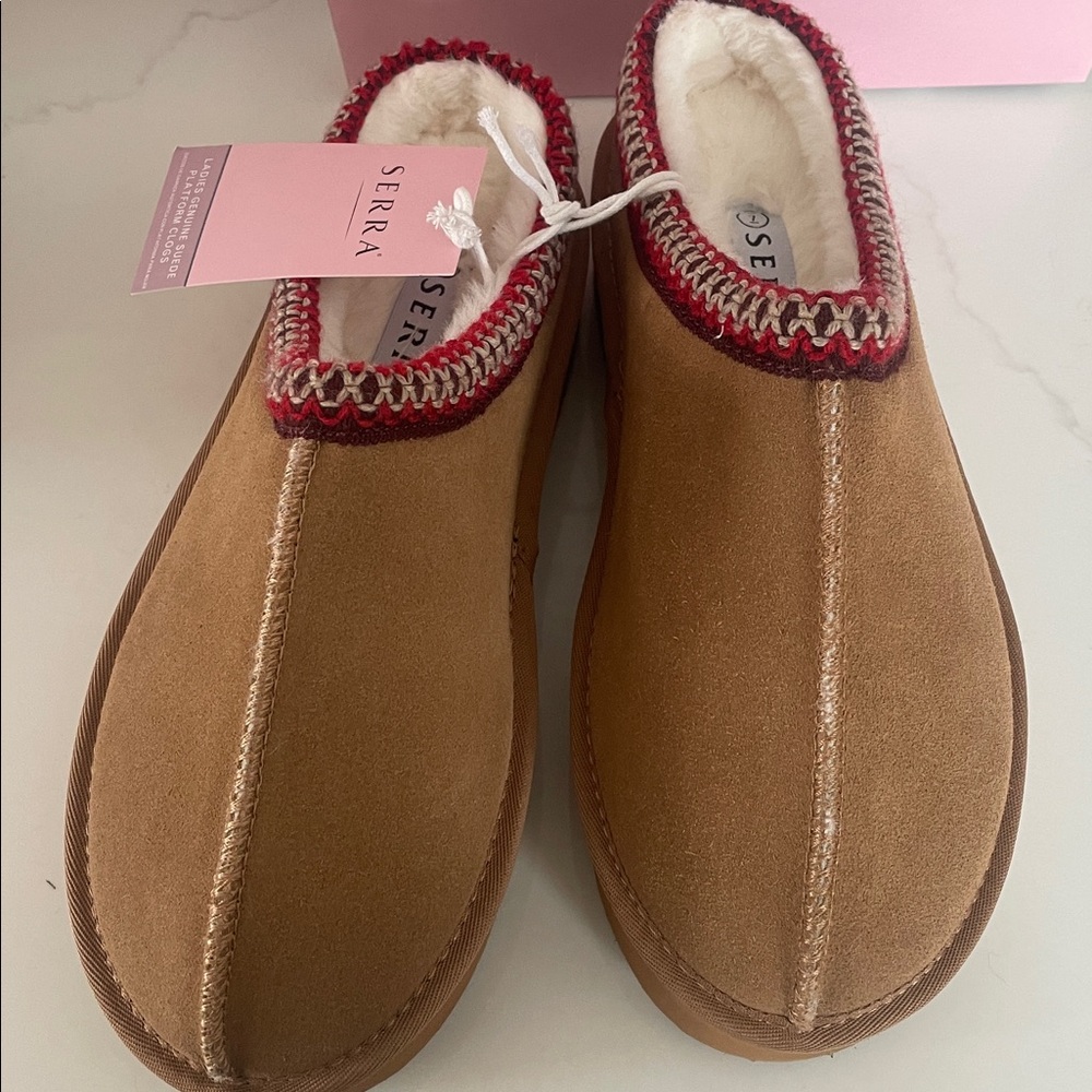 Serra genuine suede platform clogs new